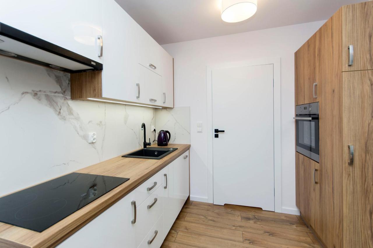 Awanport Rentyear Apartments グディニャ エクステリア 写真